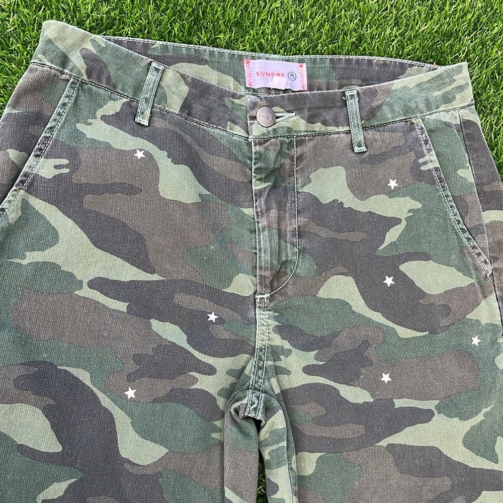 SUNDRY Camo Star Pants size 26 - Picture 7 of 11